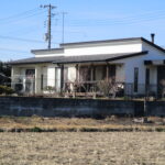 【平屋中古住宅 吉見町】敷地259坪！憧れの平屋でワンちゃんとのびのび暮らしたい方へ。家庭菜園も可能！